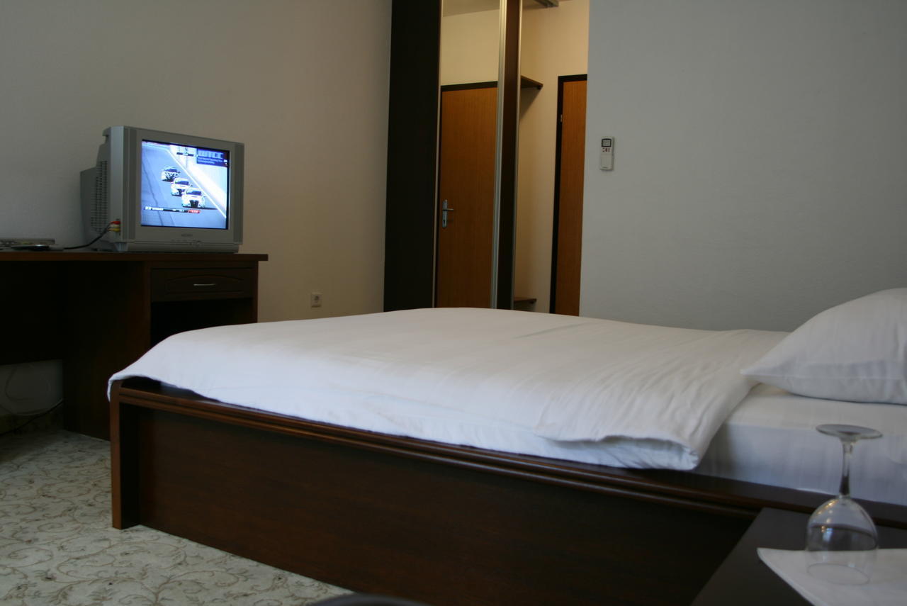 Motel Maksumic Jablanica Zimmer foto